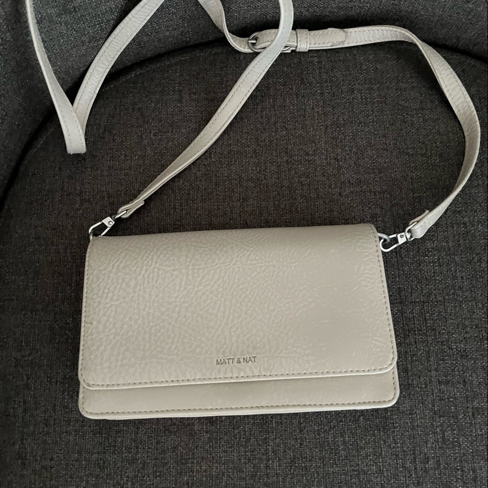 Matt and Nat Bee Purse
